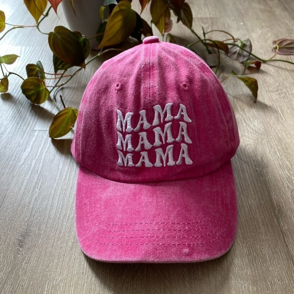 Mama Embroidered Hat (Pink)